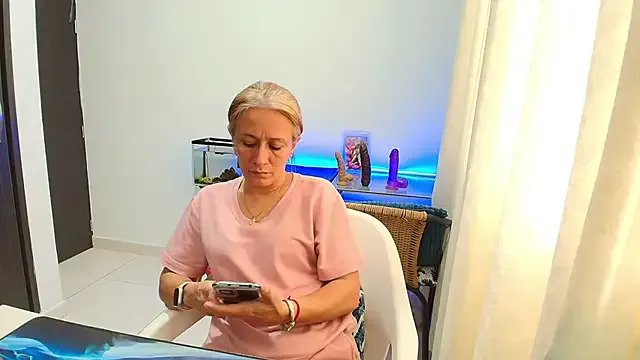 Freechat Naty_Stone on StripChat