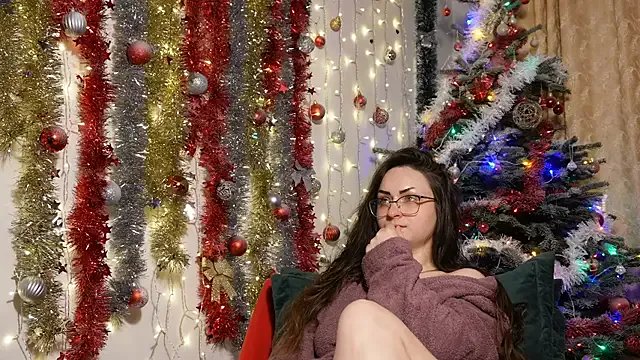 NaughtYHomemadE on StripChat