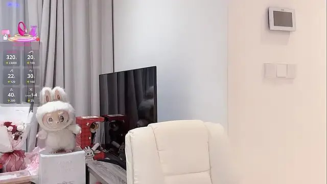 Nebula-qiu on StripChat