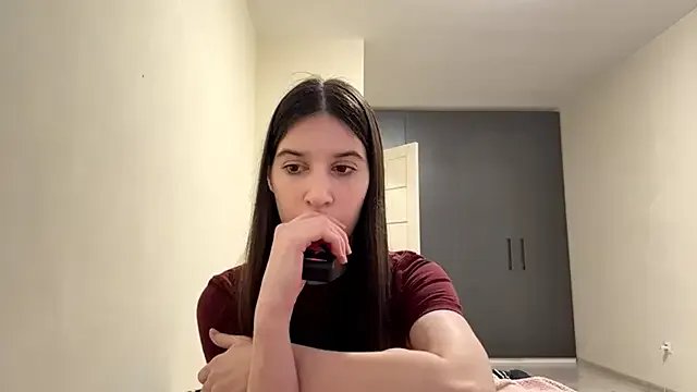 StripChat NiaWelchel is Freechat NiaWelchel — stand up and show my outfit^^