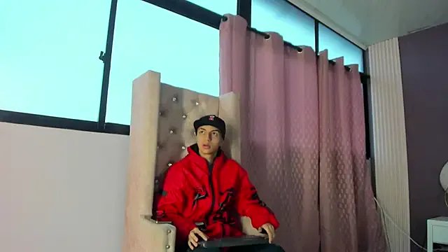 Freechat NickandAbby_ on StripChat