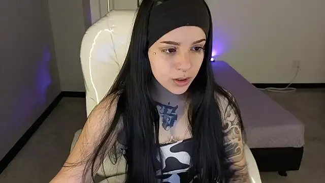 Nicole_Foxx_ on StripChat