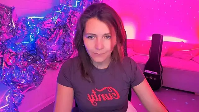 NicoleHitman on StripChat