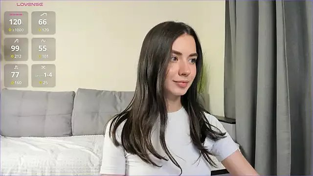 NicoleLuv on StripChat