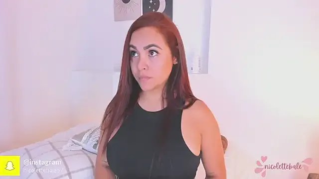 nicolette_bale on StripChat
