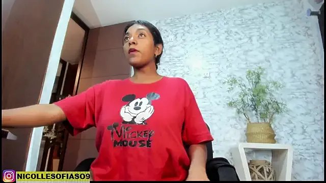 Freechat nicollesofia2 on StripChat