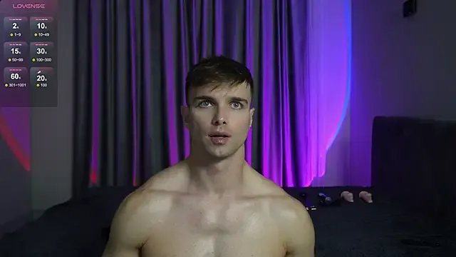 Nik_Sharp on StripChat