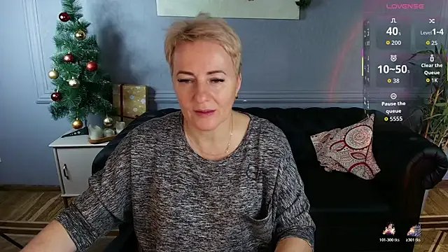 Nika_Smit on StripChat