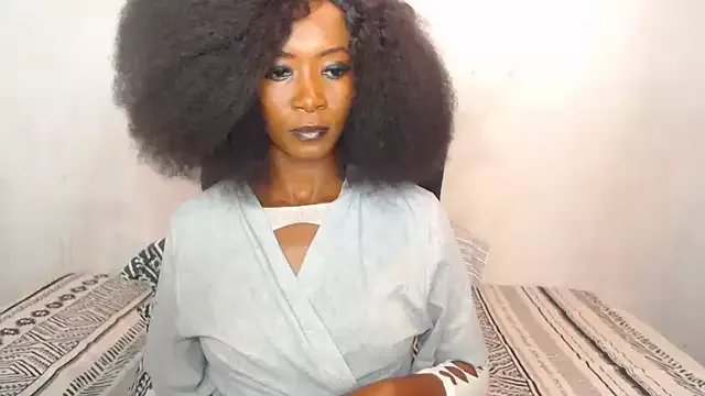 Freechat NikkiDickSavage on StripChat