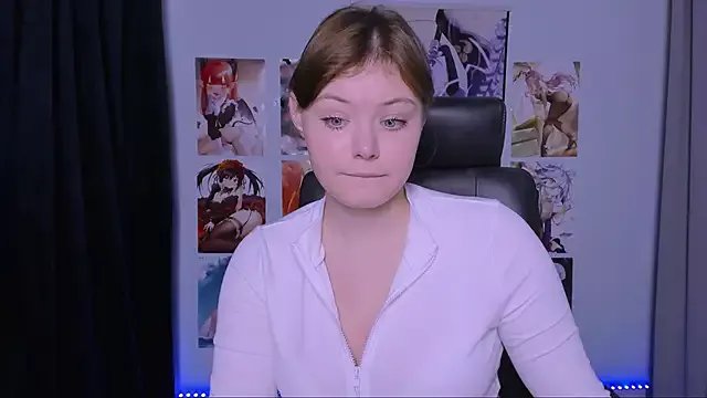 nikole_kitt on StripChat