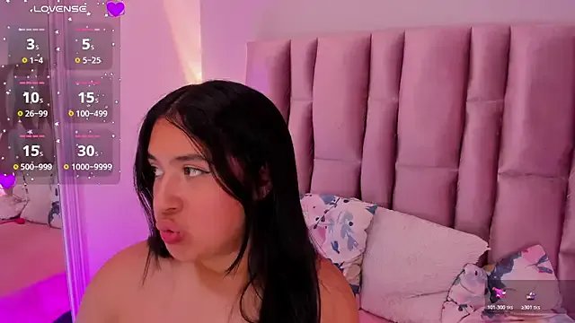 NikyBrookss on StripChat