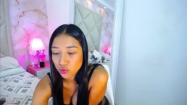 Freechat NinaBravura_ on StripChat