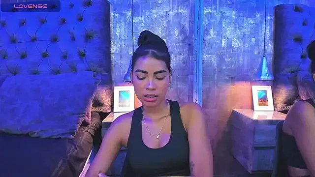 ninareyes — spank ass x10