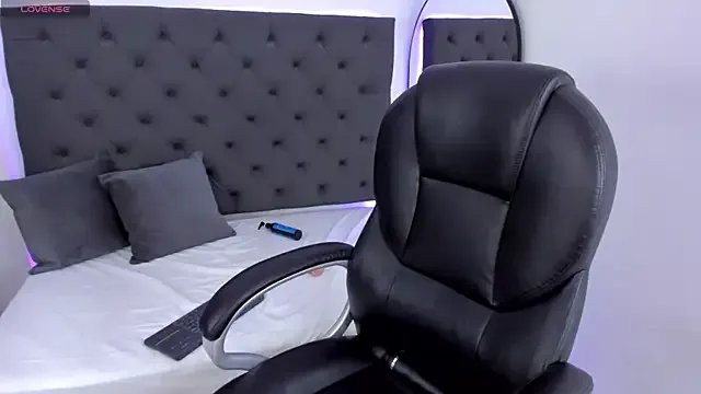 Freechat ninfomaria_ on StripChat