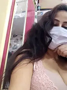 nisha_1110 on StripChat
