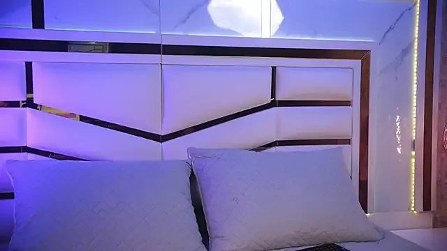 nix_wolf on StripChat