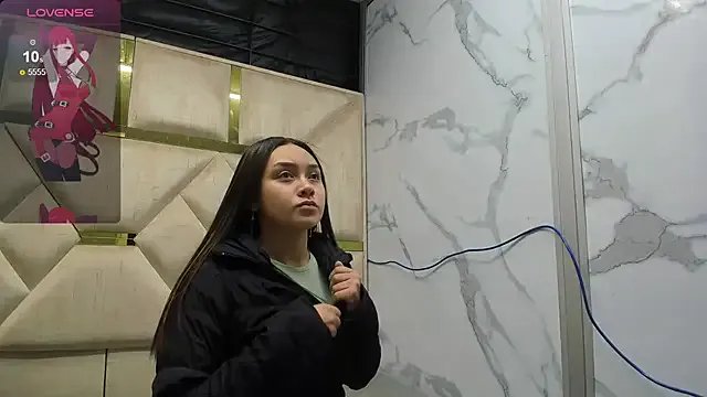 Noa_Arez on StripChat