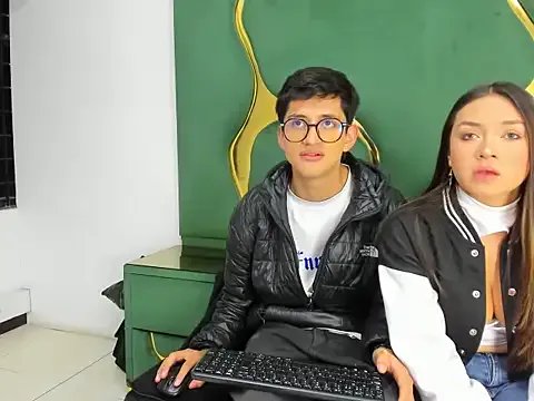 Noa_Arez on StripChat