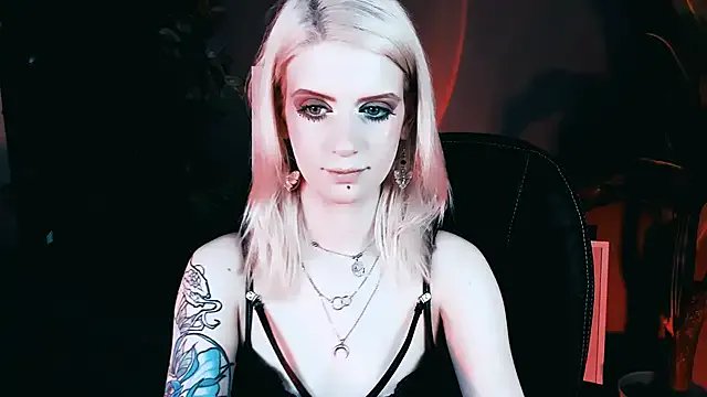 Noah_ElmerX on StripChat