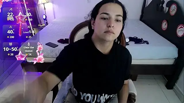 Noah_Jhonson on StripChat