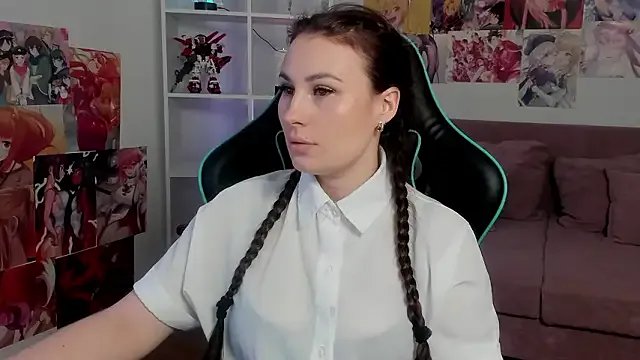 NoraFoxes on StripChat