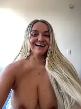 Nova_Gabriela on StripChat