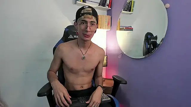 NovaaWheler on StripChat