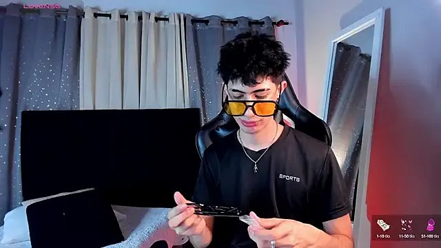 NovaaWheler on StripChat