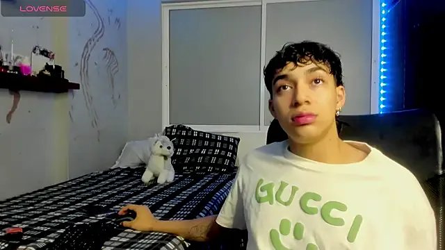 Noxx_starkK on StripChat