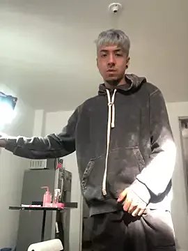 NubeZea on StripChat