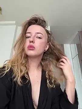 Nura_n_Sarah on StripChat