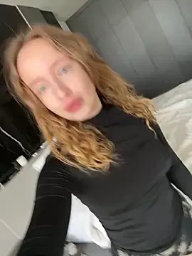 Nura_n_Sarah on StripChat