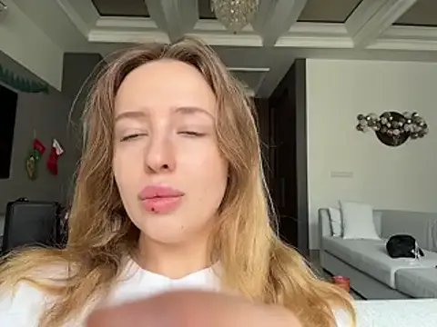 Nura_n_Sarah on StripChat