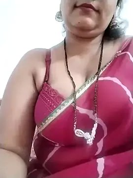 Nyra-23 on StripChat