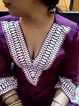 O_My_GoodnesS on StripChat