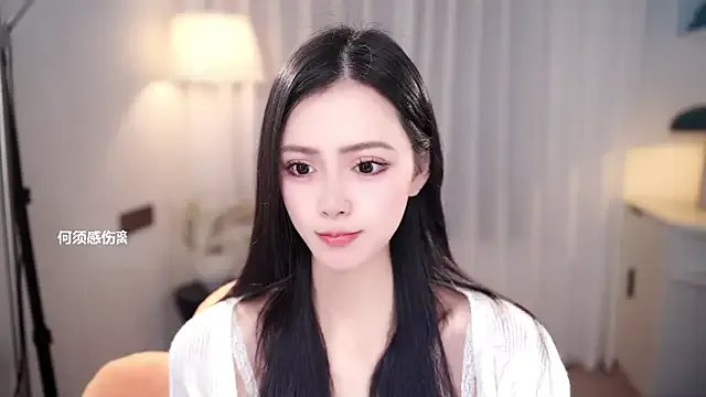 Ocean--Lili on StripChat