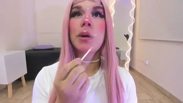 ocean_tay on StripChat