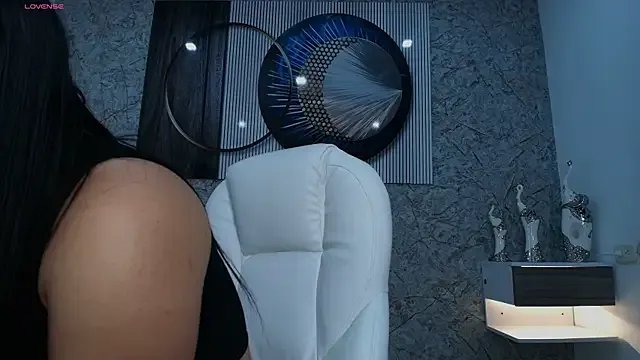 octavia_rouse on StripChat