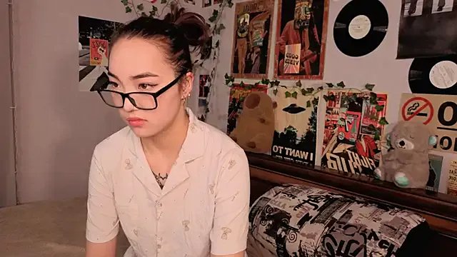 Freechat OdetteBiddy on StripChat