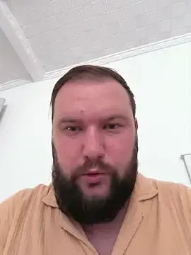 Ole_Plus on StripChat