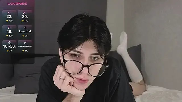 Oliver_star_boy_ on StripChat