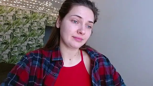 Olivia_shine — flash boobs