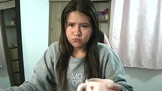 Oliviawatson1 on StripChat