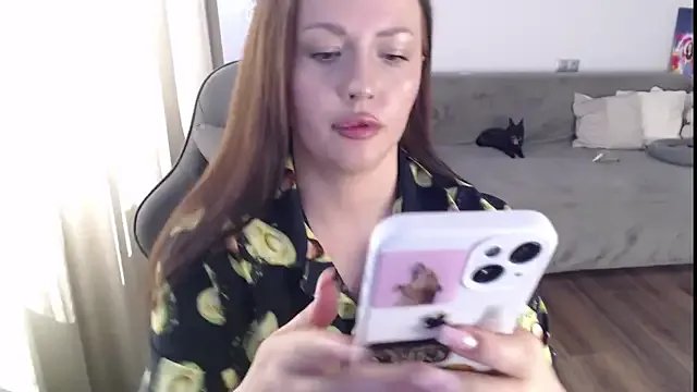 Ollie_James on StripChat