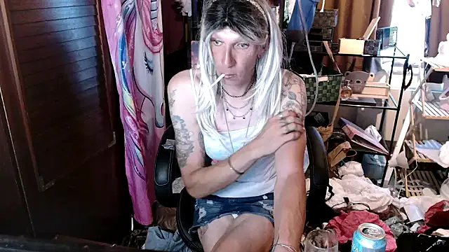 Ombeline1 on StripChat