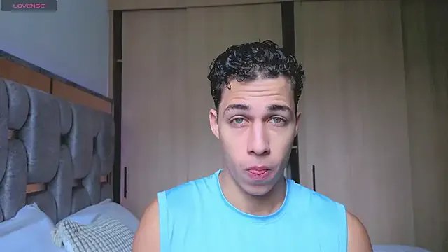 orionblaze69_ on StripChat