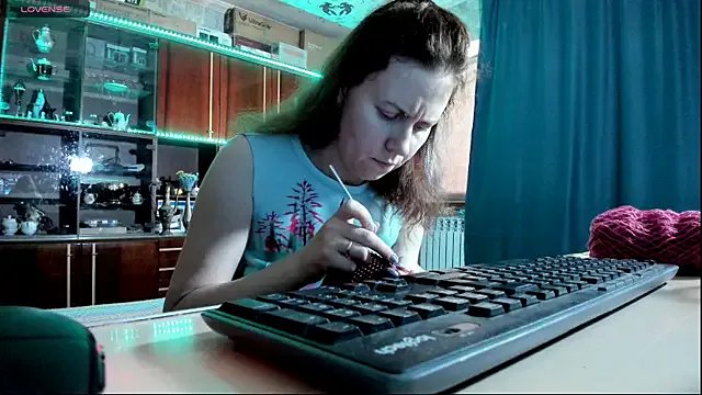 pa1e_pr1ncess on StripChat