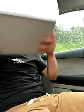 Pablo_Hornyguy95 on StripChat