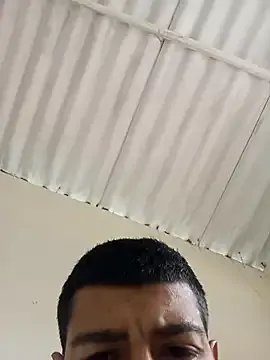 Freechat paisita122 on StripChat