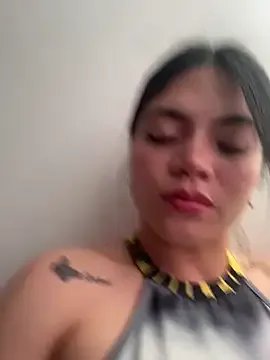 PamelaJonsom_ — Full naked in mi garden